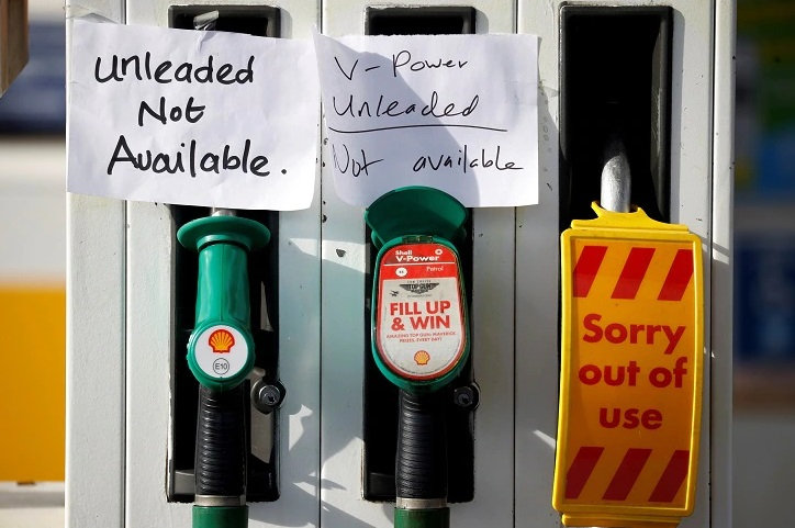 Britain Faces Gas Crisis, Labour Shortage and Supply Chain Chaos